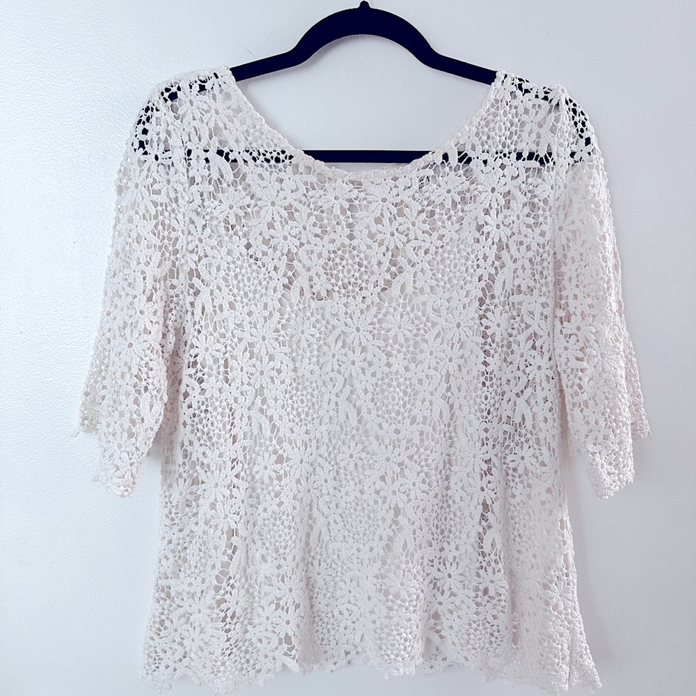 EUC Velvet by Graham & Spencer Cream Crochet Floral Top Sz Small